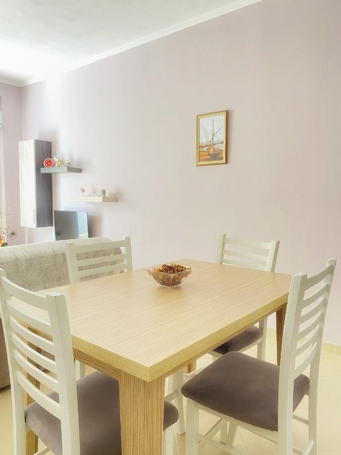 Apartment Albania Orikum Eksteriør billede